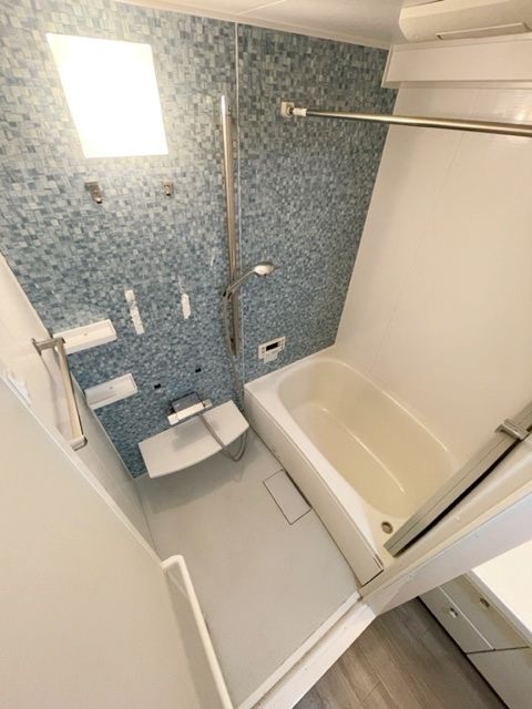 バス・シャワールーム　同間取り別部屋参考写真