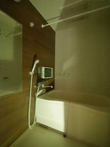 バス・シャワールーム　別部屋の参考写真で御座います。