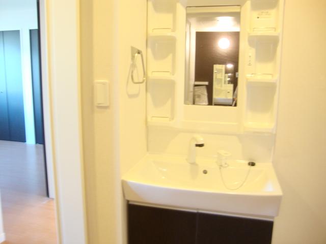 洗面設備　洗髪洗面化粧台