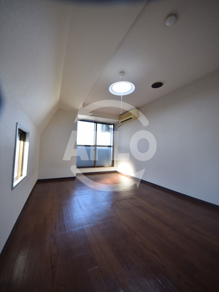 居室・リビング　フォレストスクエア西長堀　洋室