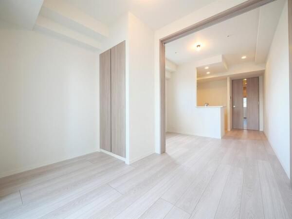 居室・リビング　■LDK■洋室