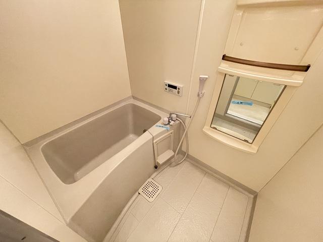 バス・シャワールーム　※退去前参考写真