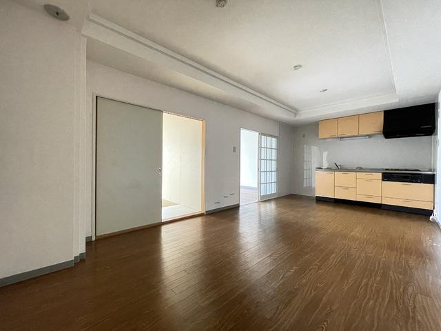 居室・リビング　※退去前参考写真