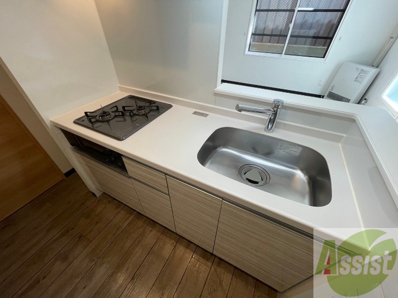 キッチン　こちらはキッチン。調理スペースもあり使いやすそうです。