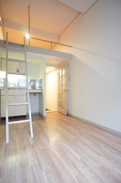 居室・リビング　洋室