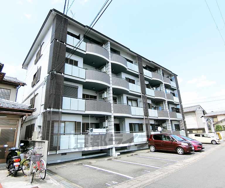 建物外観　外観もリニューアル！