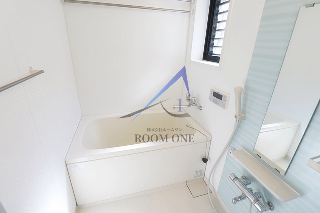 バス・シャワールーム　お風呂です。