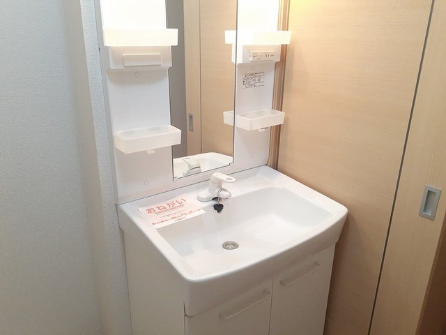 洗面設備　広い洗面スペース