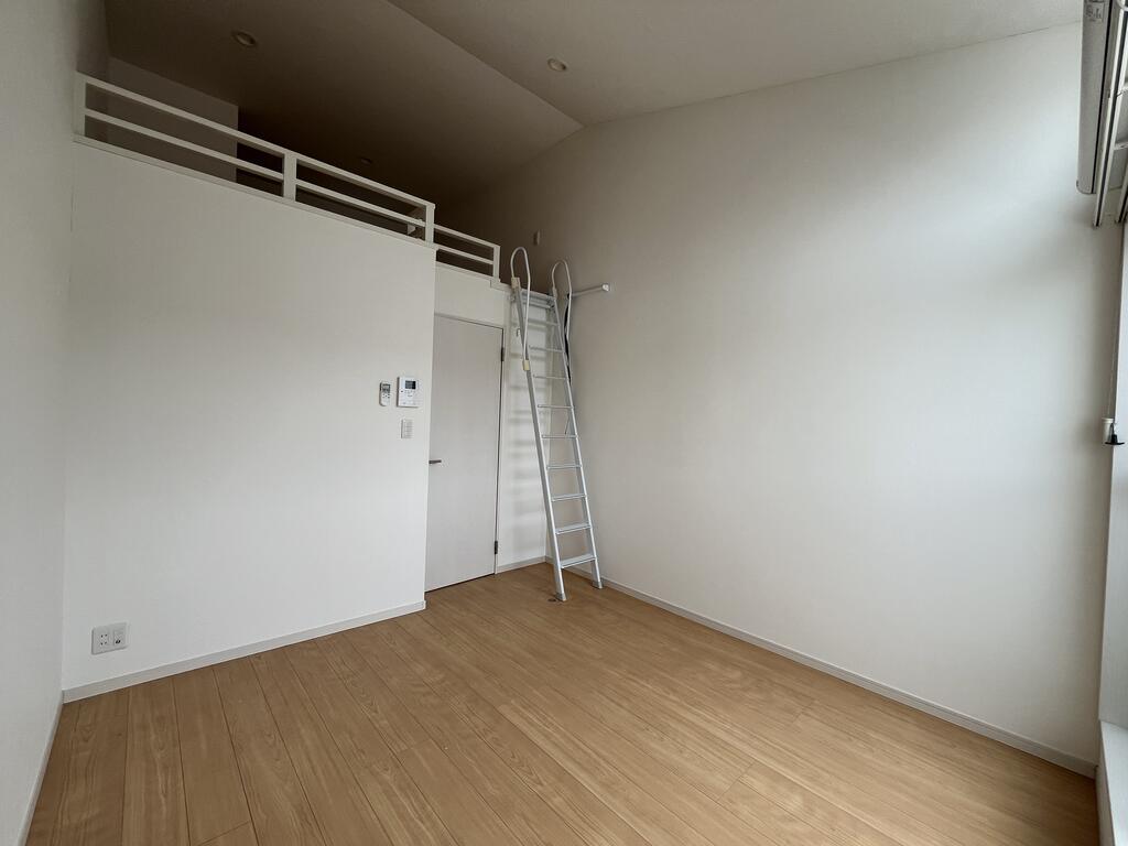 居室・リビング　同型モデル