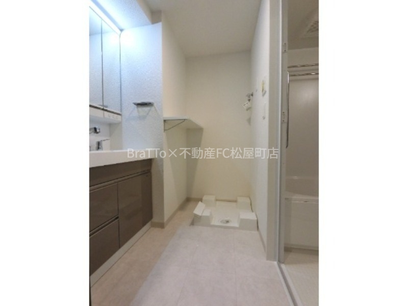 洗面設備　脱衣場