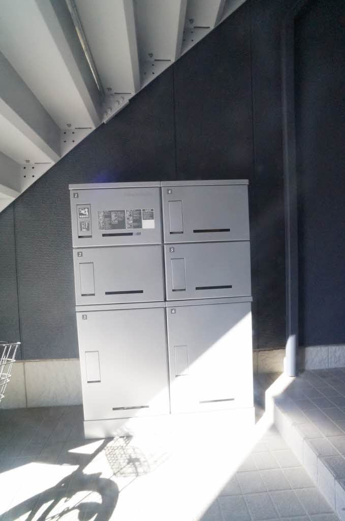 建物外観　宅配ＢＯＸ