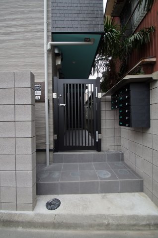 エントランス　入口部分