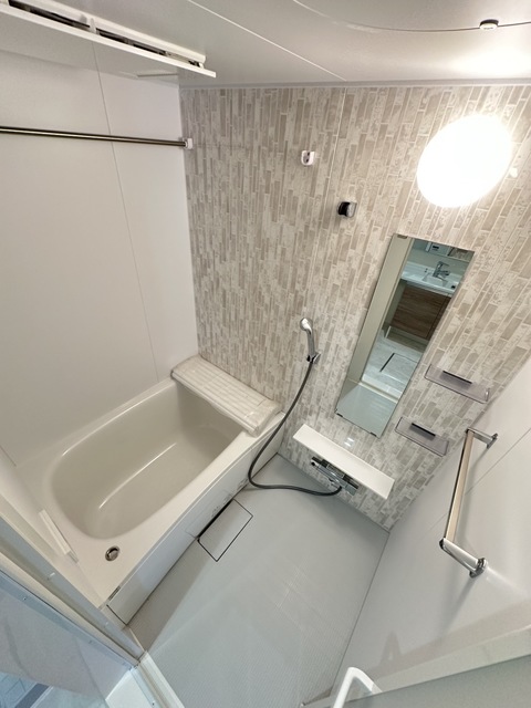 バス・シャワールーム　同施工会社参考写真です