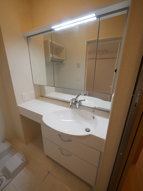 洗面設備　★人気の独立洗髪洗面化粧台です★