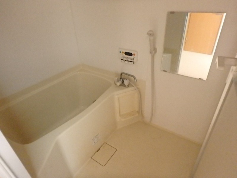 バス・シャワールーム　図面と現状に相違がある場合には現状を優先