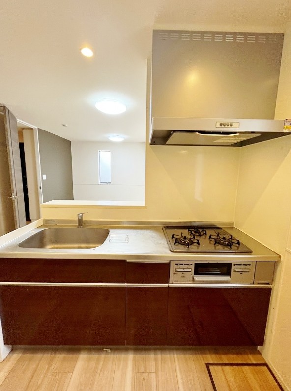 キッチン　★システムキッチングリル付き/3口コンロ★