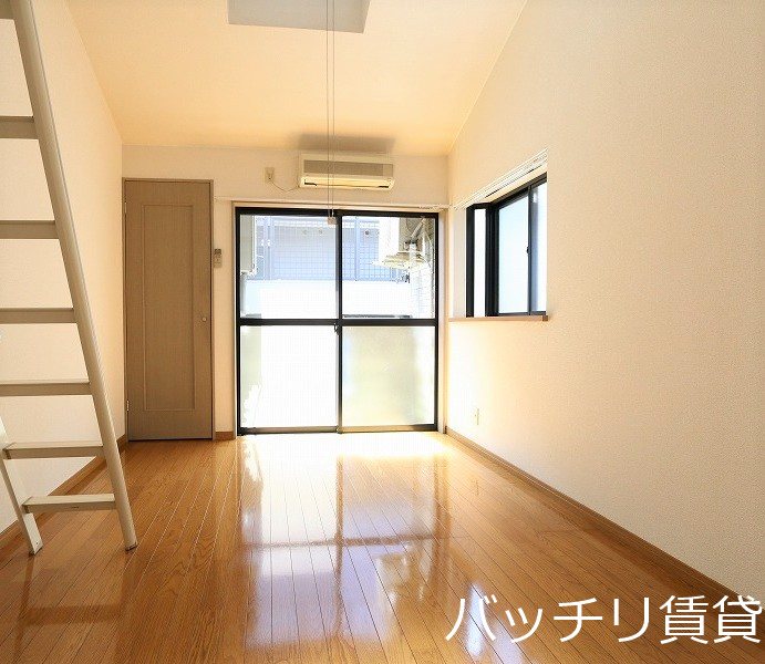 バルコニー　画像は同型タイプの為、現状を優先致します。