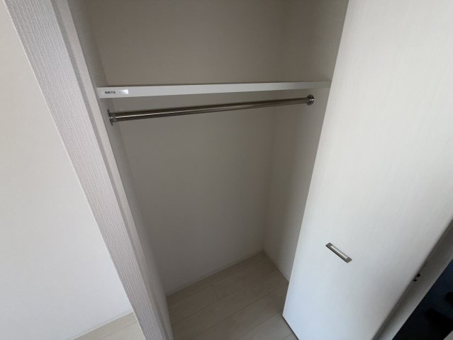 収納　同物件別部屋写真