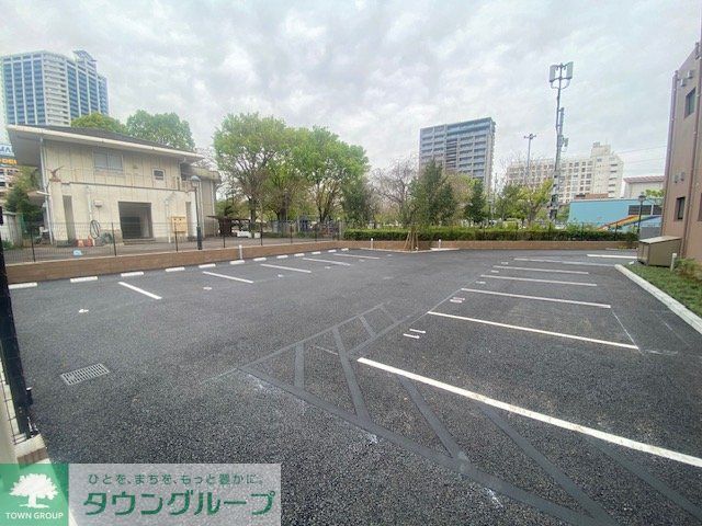 駐車場　駐車場