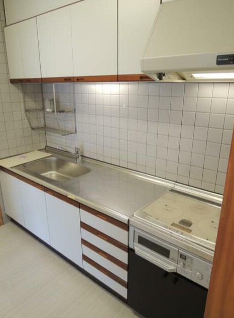 キッチン　広いシステムキッチン