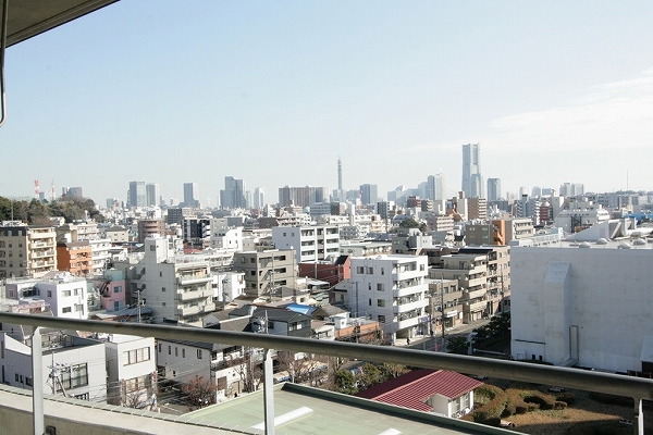 眺望　バルコニーからはこんな感じです