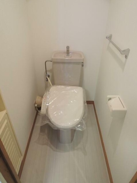 トイレ　ウォシュレット