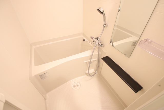 バス・シャワールーム　※別室の参考写真の為、現況優先です。