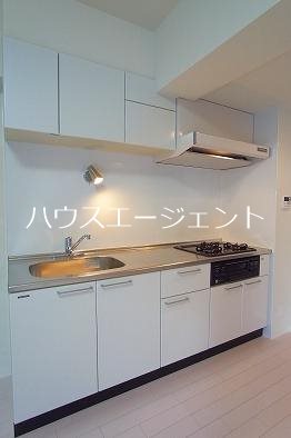 キッチン　大きめキッチンです※参考画像