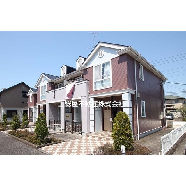 建物外観　ベルフラワーＥ