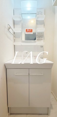 洗面設備　独立洗面台です。