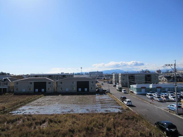 眺望　※写真は同じ建物の別部屋のものです。