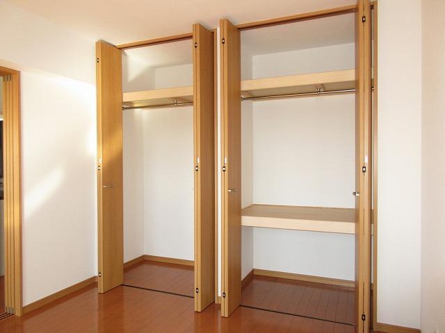 収納　※写真は同じ建物の別部屋のものです。