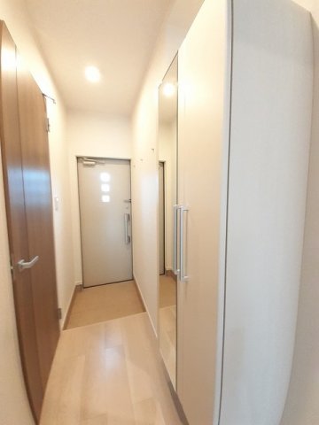 玄関　明るい玄関です