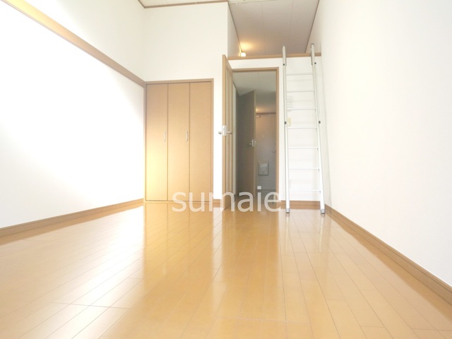居室・リビング　洋室７．５帖広めの１Ｋのお部屋です♪