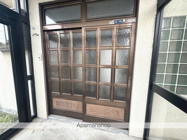 エントランス　エントランス
