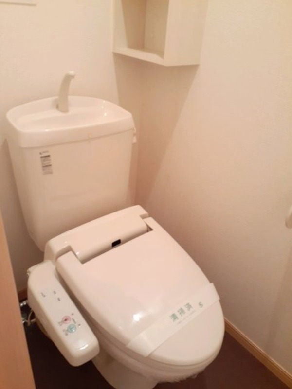 トイレ　図面と現状に相違がある場合には現状を優先