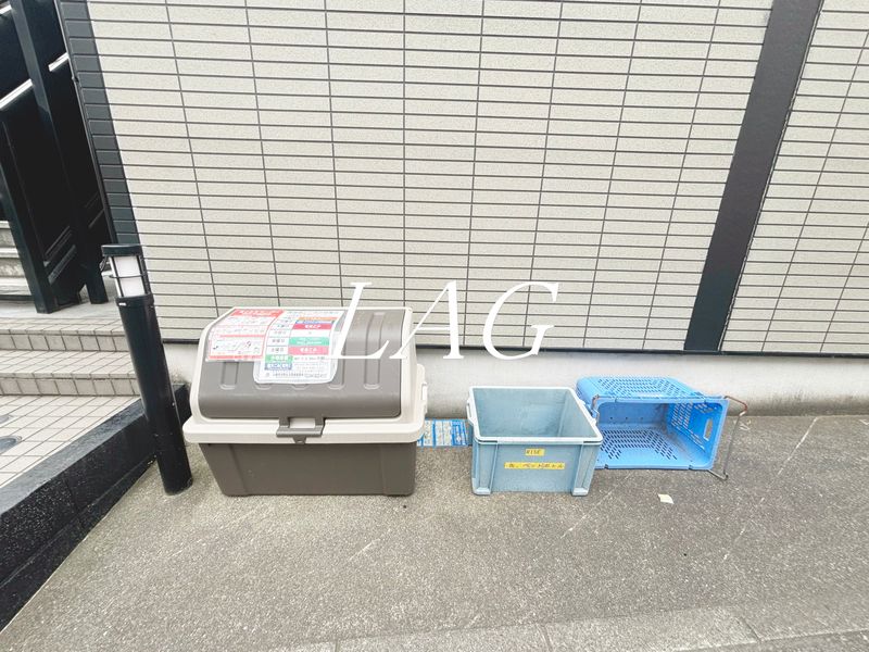 その他共有部分　敷地内ゴミ置き場です。