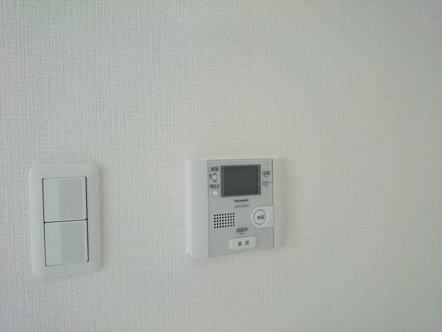 セキュリティ　モニター付インターホン