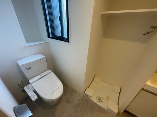 トイレ　※同仕様写真含む