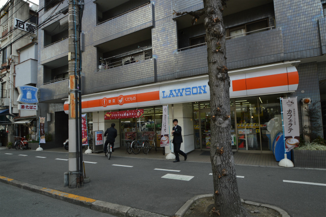 コンビニ　ローソンストア１００松屋町住吉店（コンビニ）まで205m