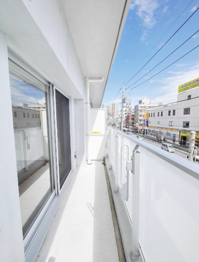 バルコニー　【女性のお一人暮らしでも安心のセキュリティ♪】