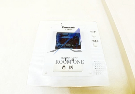 セキュリティ　モニター付きインターホンです。