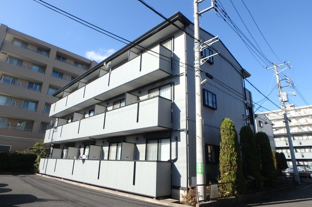 建物外観　2001年完成ハウスメーカー施工物件♪