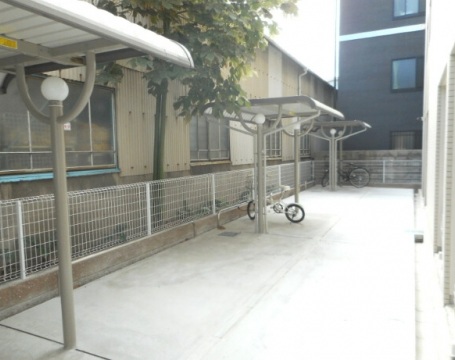 地下鉄千日前線 南巽駅 徒歩9分 5階建 築12年の外観写真