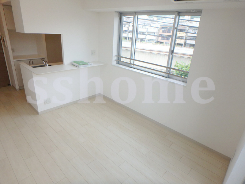 居室・リビング　きれいなお部屋です☆