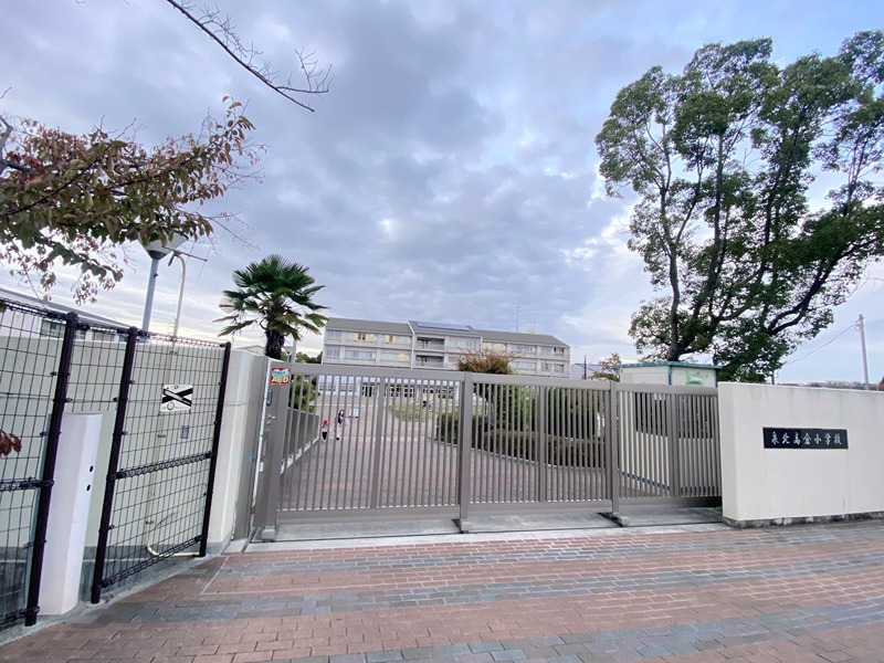 小学校　堺市立泉北高倉小学校（小学校）まで257m