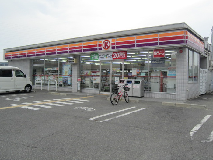 コンビニ　コンビニ（コンビニ）まで400m