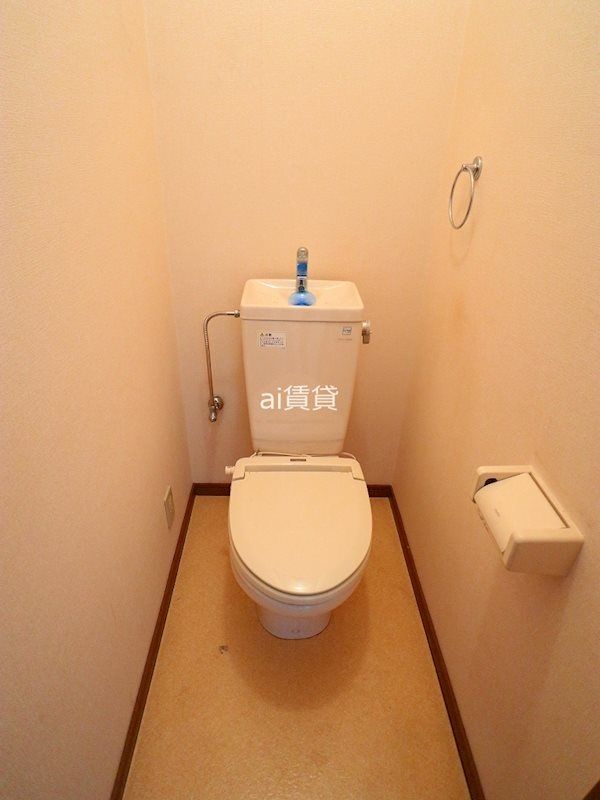 トイレ　※同仕様写真