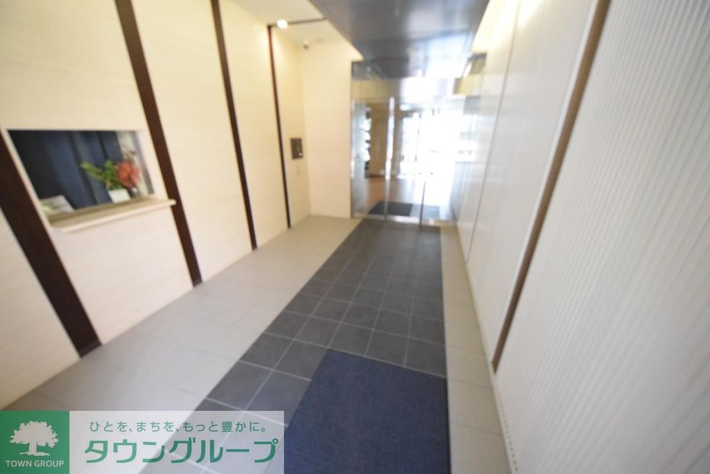 ロビー　玄関