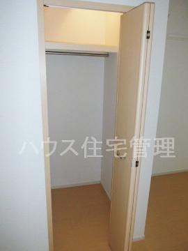 収納　クローゼット